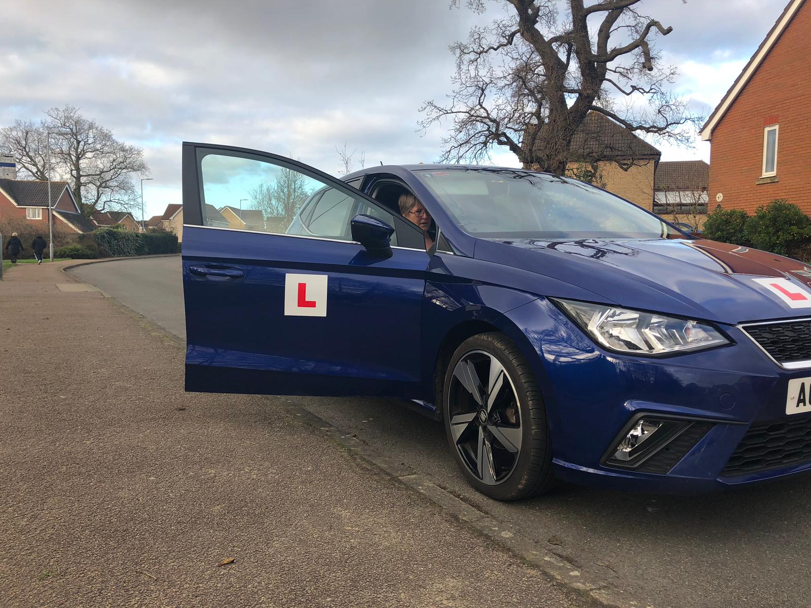 Manual driving lessons in Norwich